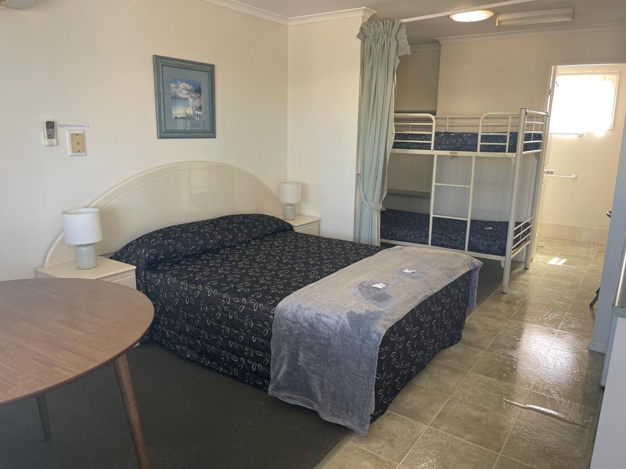 Warrego Motel Charleville Exterior foto